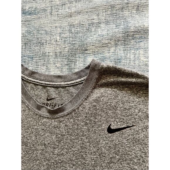 Nike Heathered Gray Athletic Long Sleeve Shirt Men's XXL - Picture 3 of 7